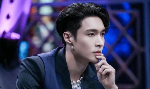 张艺兴爆料街舞探班视频,街舞世界背后的热血与激情 第1张 张艺兴爆料街舞探班视频,街舞世界背后的热血与激情 第1张